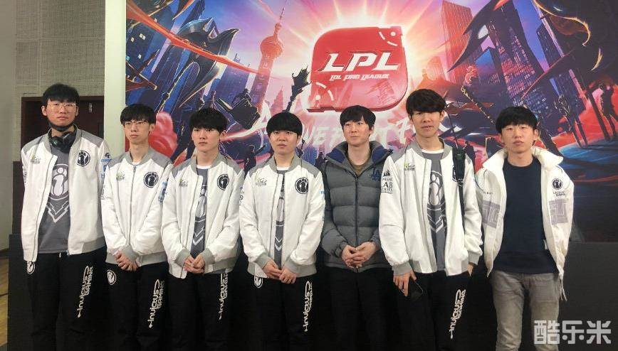 里程碑： Top Esports 取得 LPL 9000击杀成就
